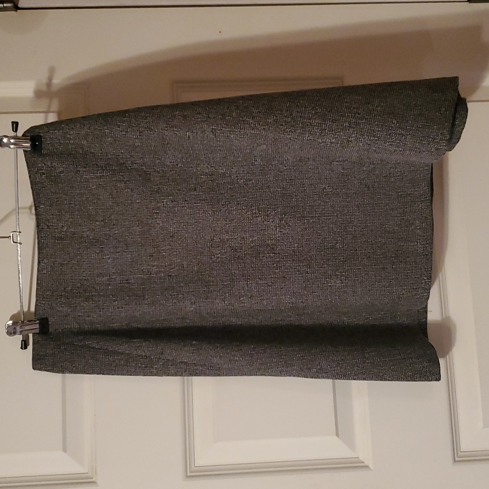 Tahari skirt